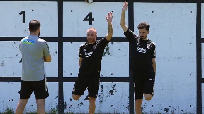 Beşiktaş'ta Oğuzhan ve Gökhan Töre'den müjdeli haber