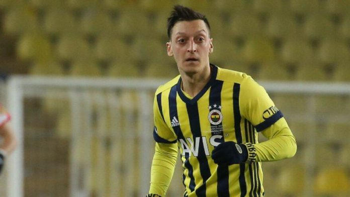 Fenerbahçe haberi: Mesut Özil ayrılıyor mu?