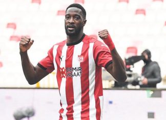 Yatabare, 2 yıl  daha Sivasspor'da