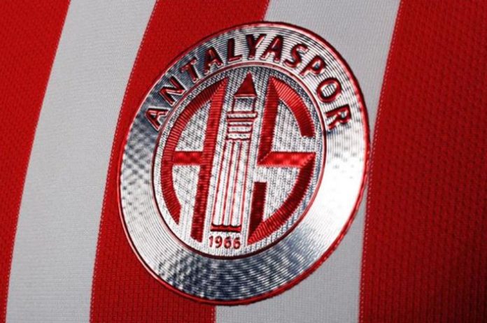 Antalyaspor’da yönetim yeni sezon için toplandı