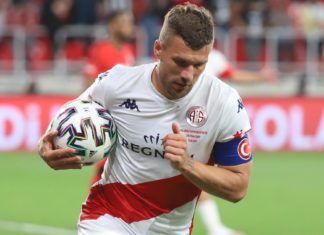 Antalyaspor'da ayrılık! Podolski, Ersan Gülüm, Sidney Sam ve Drole veda ediyor