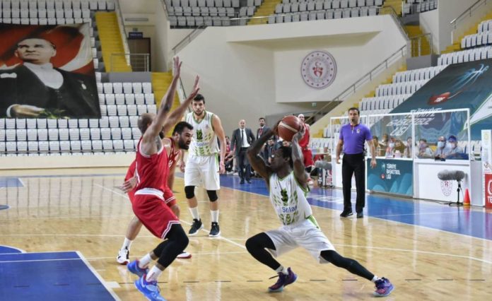Samsunspor ve Mamak Belediyespor yarı finale yükseldi