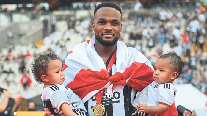 Beşiktaş'ın Larin'den beklentisi en az 20 milyon Euro