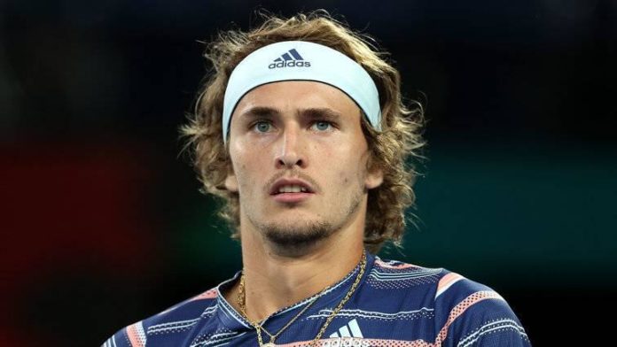 Fransa Açık’ta Tsitsipas ve Zverev ikinci turda