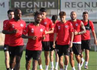Antalyaspor'da Podolski, Ersan Adem, Sidney Sam ve Drole ile yollar ayrıldı