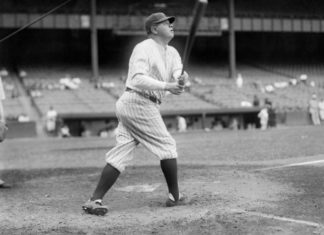 Babe Ruth’un oyuncu kartı 6 milyon dolara satıldı