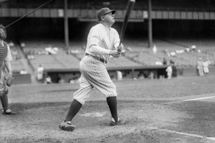 Babe Ruth’un oyuncu kartı 6 milyon dolara satıldı