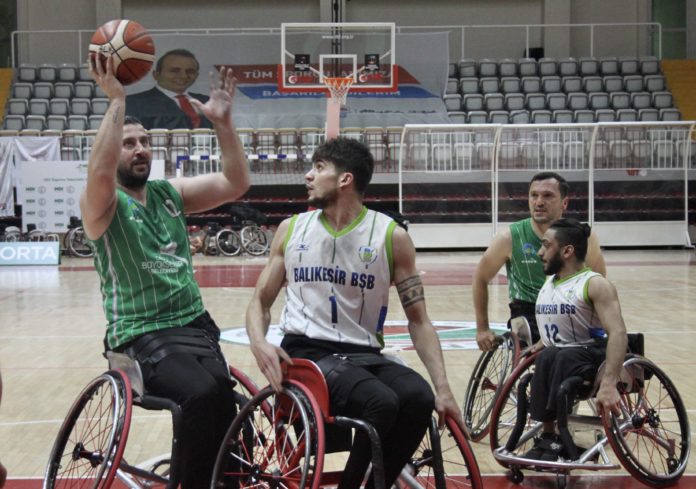 Play-Off'’a yükselen ve küme düşen takımlar belli oldu