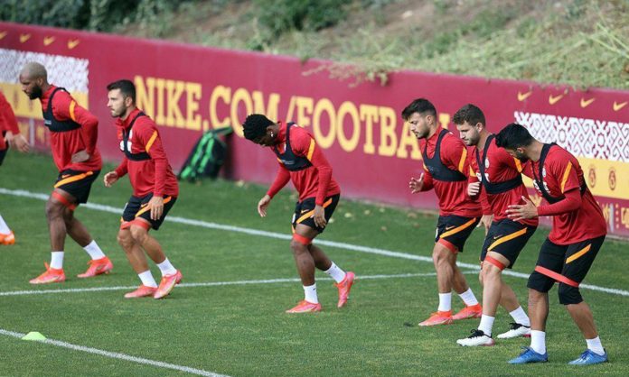 Galatasaray'da yeni sezon hazırlıkları sürüyor