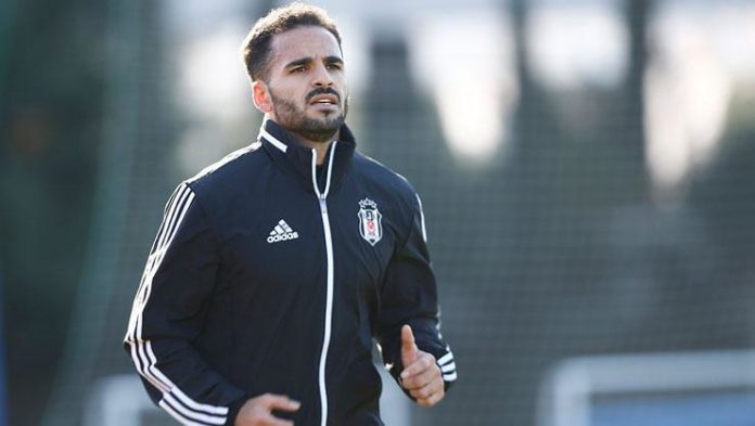 Douglas, Beşiktaş'tan bir şans daha istedi