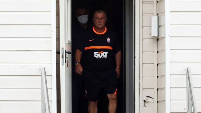 Galatasaray Teknik Direktörü Fatih Terim ilk idmanına çıktı