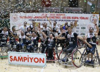 İzmir BŞB tekerlekli sandalye basketbolda 17 yıl sonra şampiyon