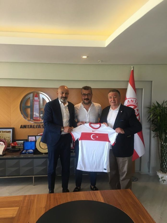 Ömer Gürsoy’dan Antalyaspor Başkanı Aziz Çetin’e ziyaret