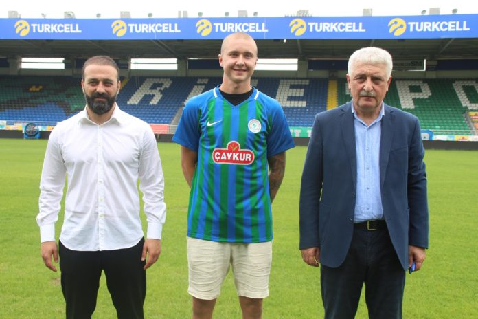 Sebastian Holmen: Bir futbolcu sahada konuşmalı!