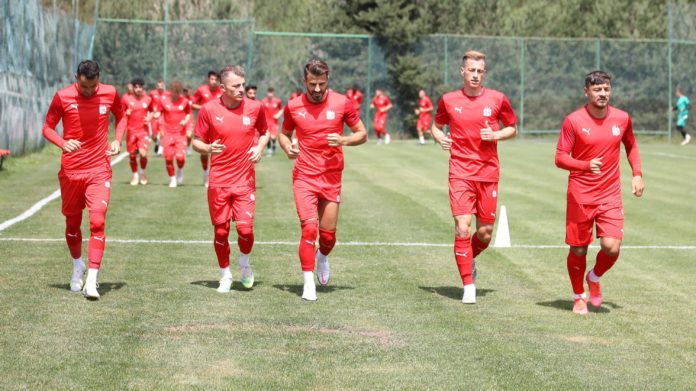 Sivasspor, yeni sezon hazırlıklarını sürdürdü