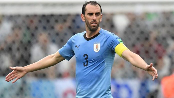 Beşiktaş Diego Godin için ısrarcı