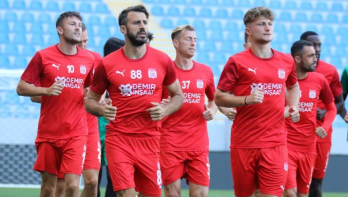 Sivasspor, Dinamo Batum maçı hazırlıklarını tamamladı