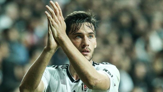 Umut Nayir, Beşiktaş'a veda etti