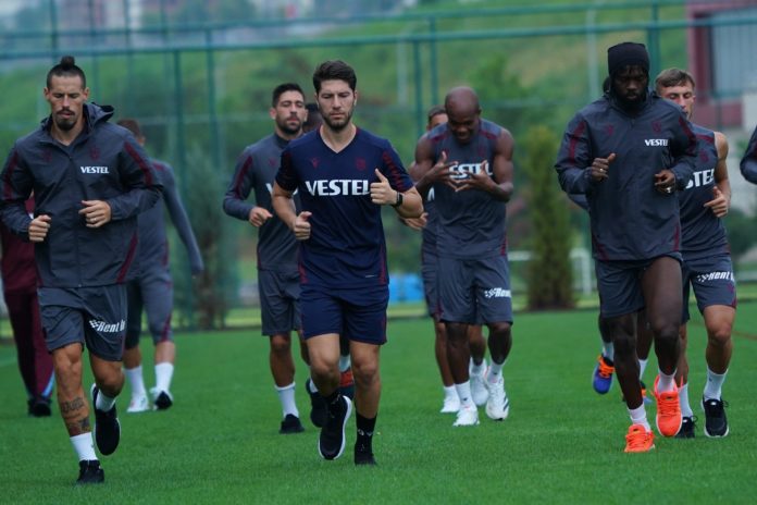 Trabzonspor, lige galibiyetle başlamak istiyor