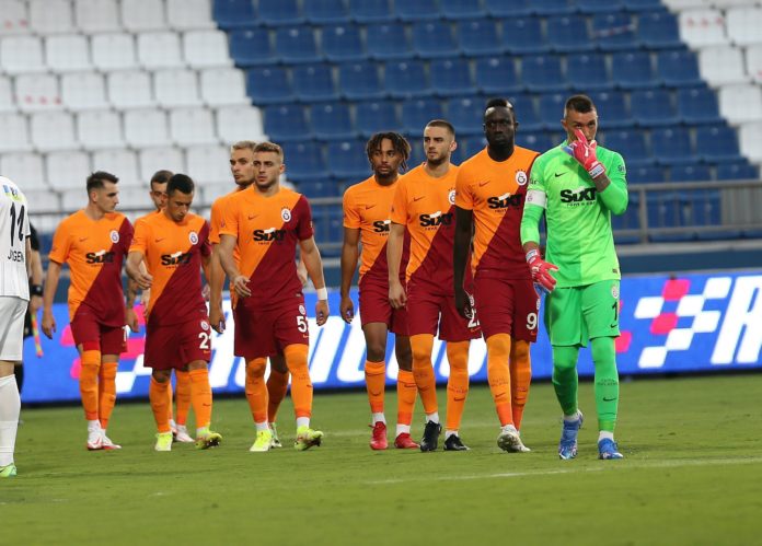 Rıdvan Dilmen: Galatasaray'a gol atmıyorlar, Galatasaray gol yiyor