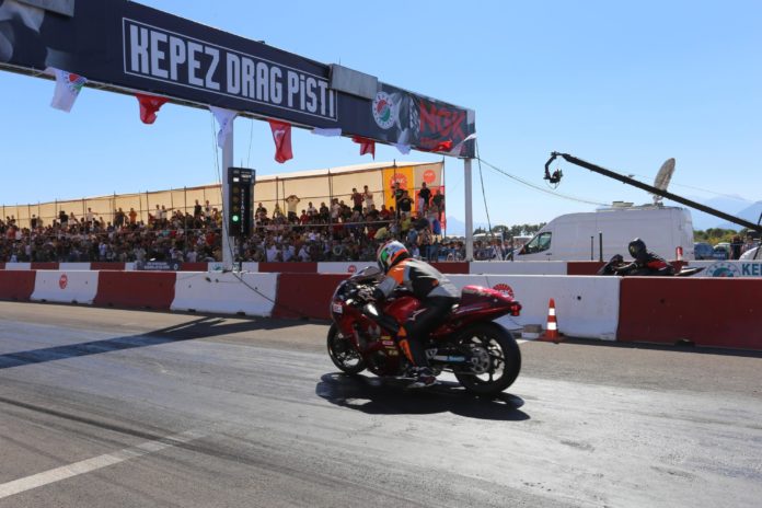 Türkiye Motodrag Şampiyonası'nın 1. ayağı Antalya'da yapıldı