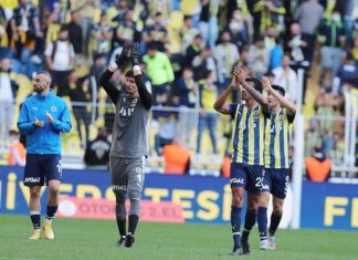 Fenerbahçe'de 11 futbolcu Milli görevde