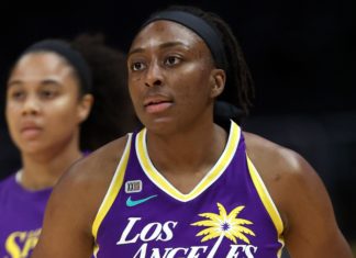 WNBA’de yılın sportmenlik ödülünü Nneka Ogwumike kazandı