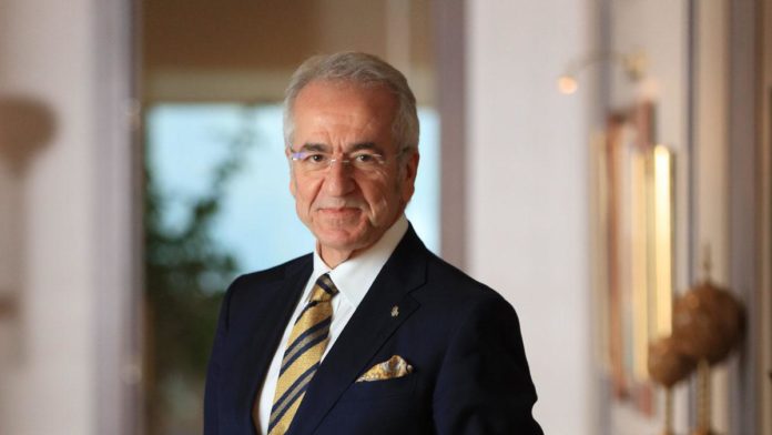 Fenerbahçe Başkan Vekili Erol Bilecik: Trabzonspor 12 kişi devam etti!