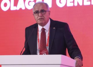 Voleybolda Mehmet Akif Üstündağ yeniden başkanlığa seçildi
