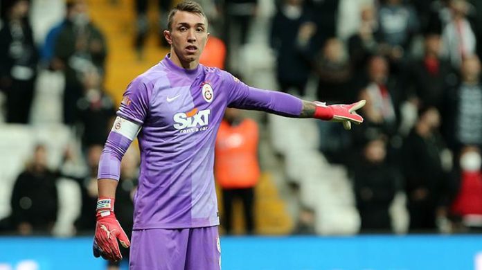 Beşiktaş – Galatasaray maçında Muslera'dan büyük hata!