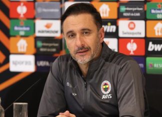 Fenerbahçe'de Vitor Pereira Antwerp maçı sonrasında soyunma odasında neler söyledi?