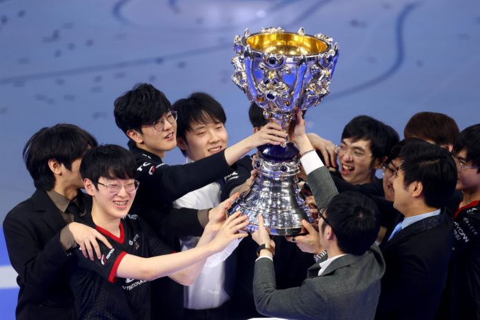 Worlds 2021’de şampiyon Edward Gaming