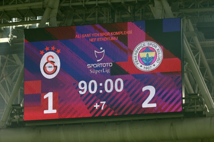 Spor Kral yazarları Galatasaray – Fenerbahçe derbisini yorumladı!