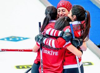 Curlingte tarihi başarı