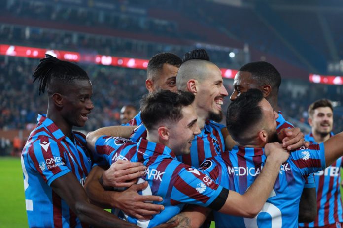 Trabzonspor puan farkında tarih yazıyor