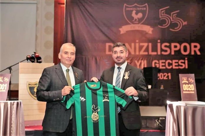 Denizlispor’un 55. yıl gecesinde 3 forma rekor fiyata satıldı