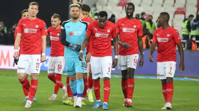 Sivasspor kalesini gole kapattı