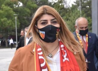 Berna Gözbaşı'dan maça davet