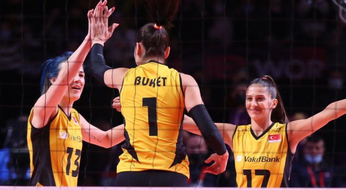 Minas Tenis'e set vermeyen VakıfBank yarı finalde! Rakip Fenerbahçe Opet…