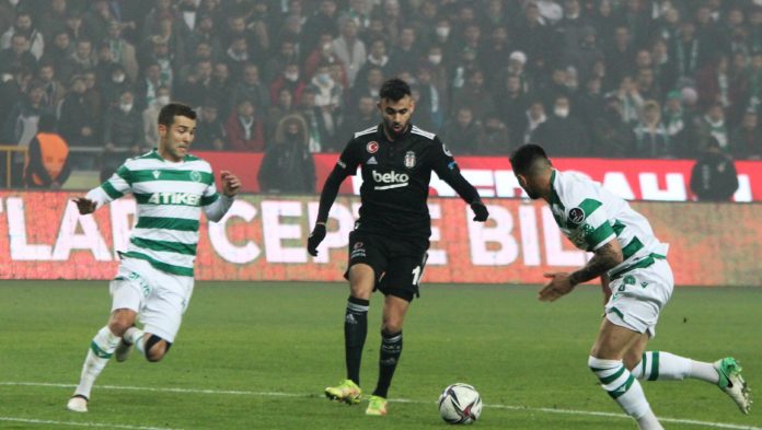 Beşiktaş'ta Rachid Ghezzal cezalı duruma düştü