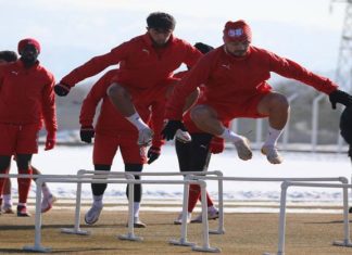 Sivasspor, Konya maçına yoğun tempoda hazırlanıyor