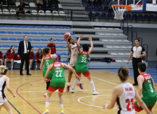 Turgutlu Belediyespor-Karşıyaka Çarşı Koleji maç sonucu: 72-70