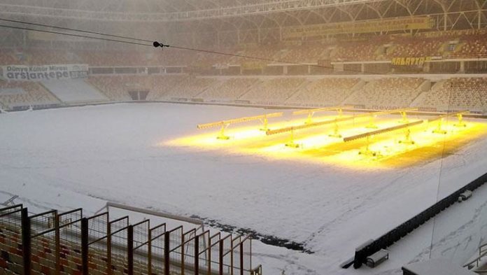 Eksi 5 derecede gündüz maçı: Yeni Malatyaspor – Beşiktaş