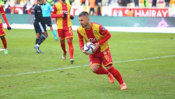Yeni Malatyaspor futbolcusu Adem Büyük'ten Zorbay Küçük'e flaş sözler!