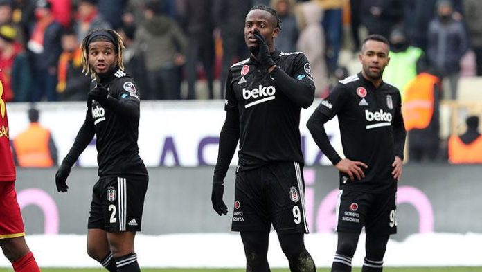 Beşiktaş Yeni Malatyaspor karşısında direğe takıldı