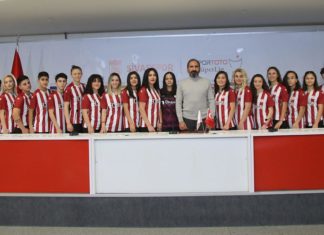 Sivasspor Kadın Futbol Takımı Teknik Direktörü Nevzat Ercanlı'dan iddialı açıklama