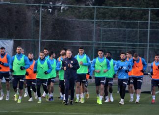 Fenerbahçe'nin 6 günlük Antalya kampı başladı