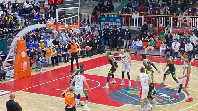 Semt77 Yalovaspor-Yukatel Merkezefendi Belediyesi Basket: 82-76