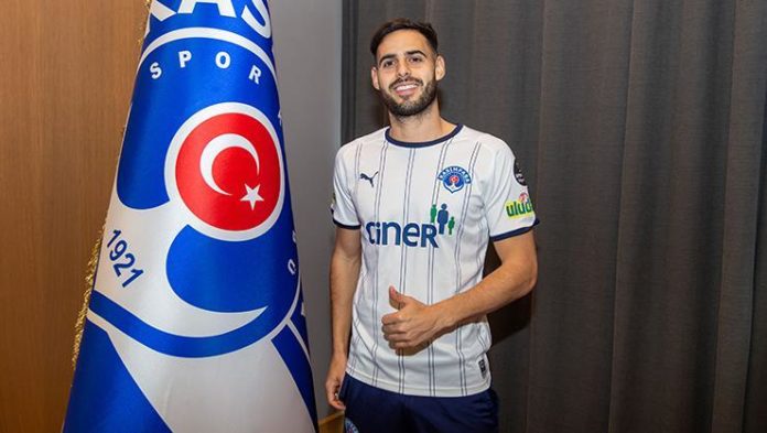 Yeni Malatyaspor'dan ayrılan Rayane Aabid Kasımpaşa'ya transfer oldu