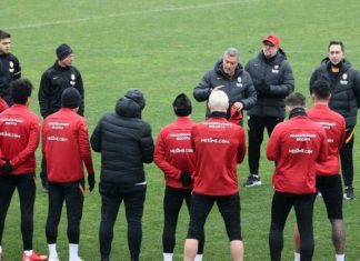 Domenec Torrent'in yardımcıları Kadıköy'de!